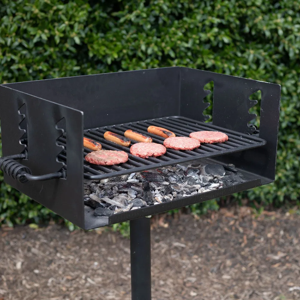 384 Sq. In. Park-Style Charcoal Grill