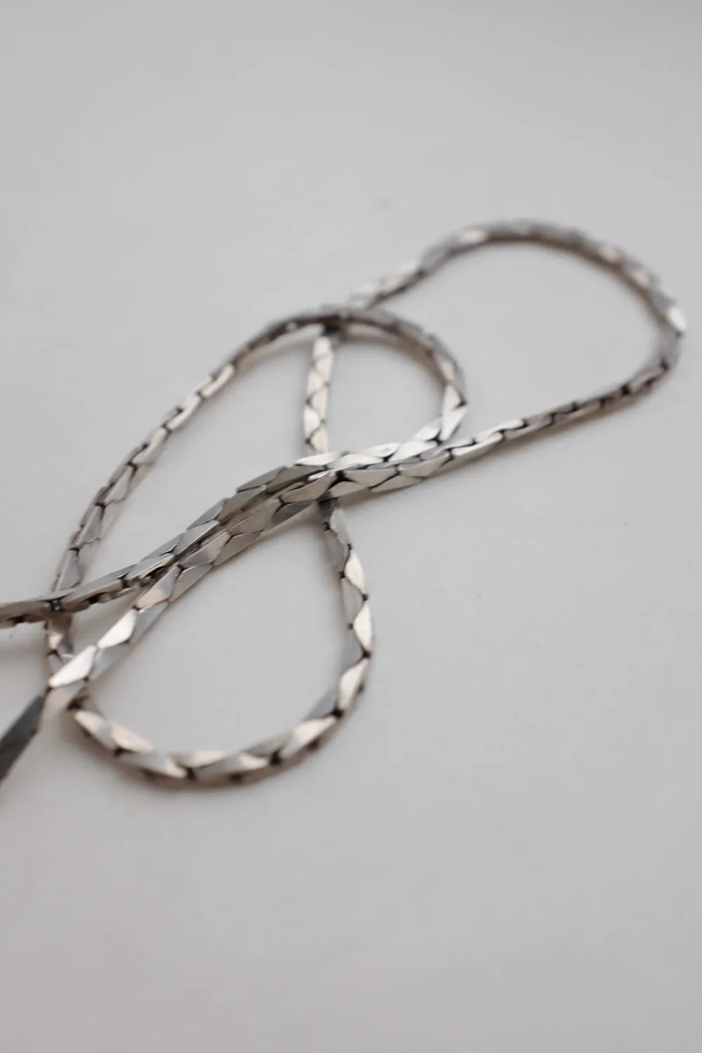 CLASSY STERLING SILVER 925 VINTAGE NECKLACE