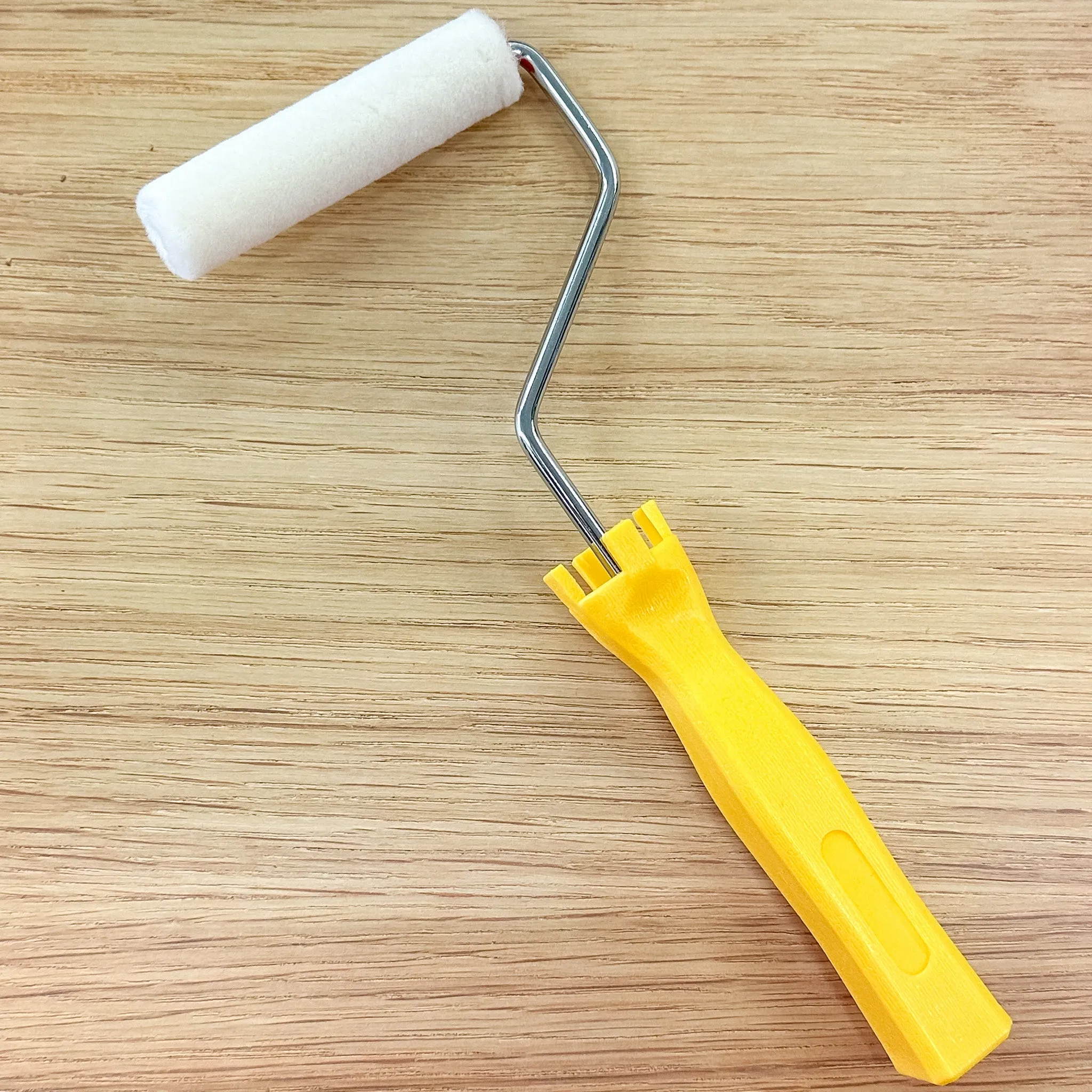 Fusion Mineral Paint: Velour 4 Inch Paint Roller and Frame
