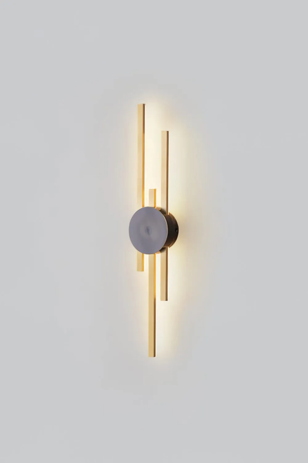Pris Linear Wall Light