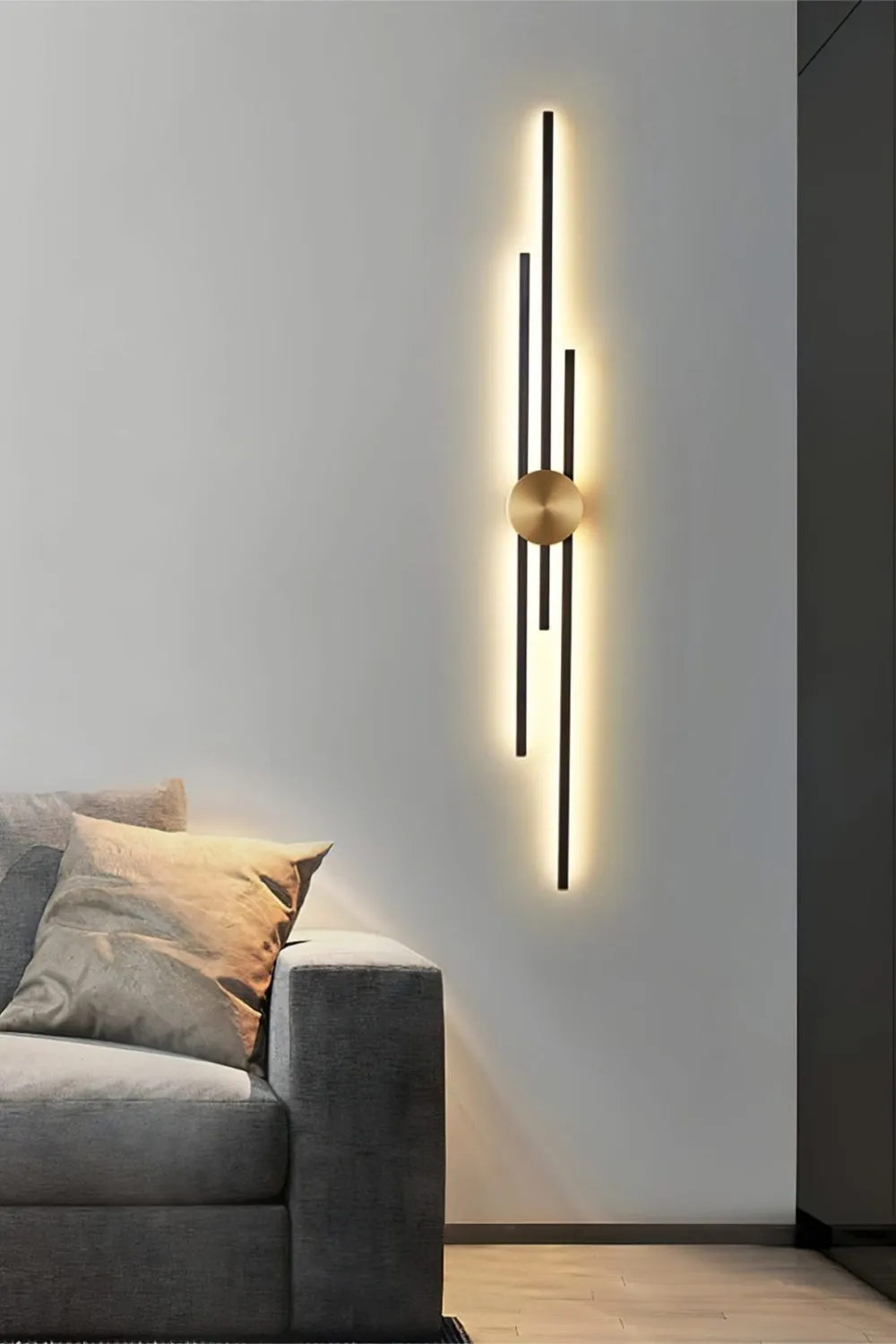 Pris Linear Wall Light
