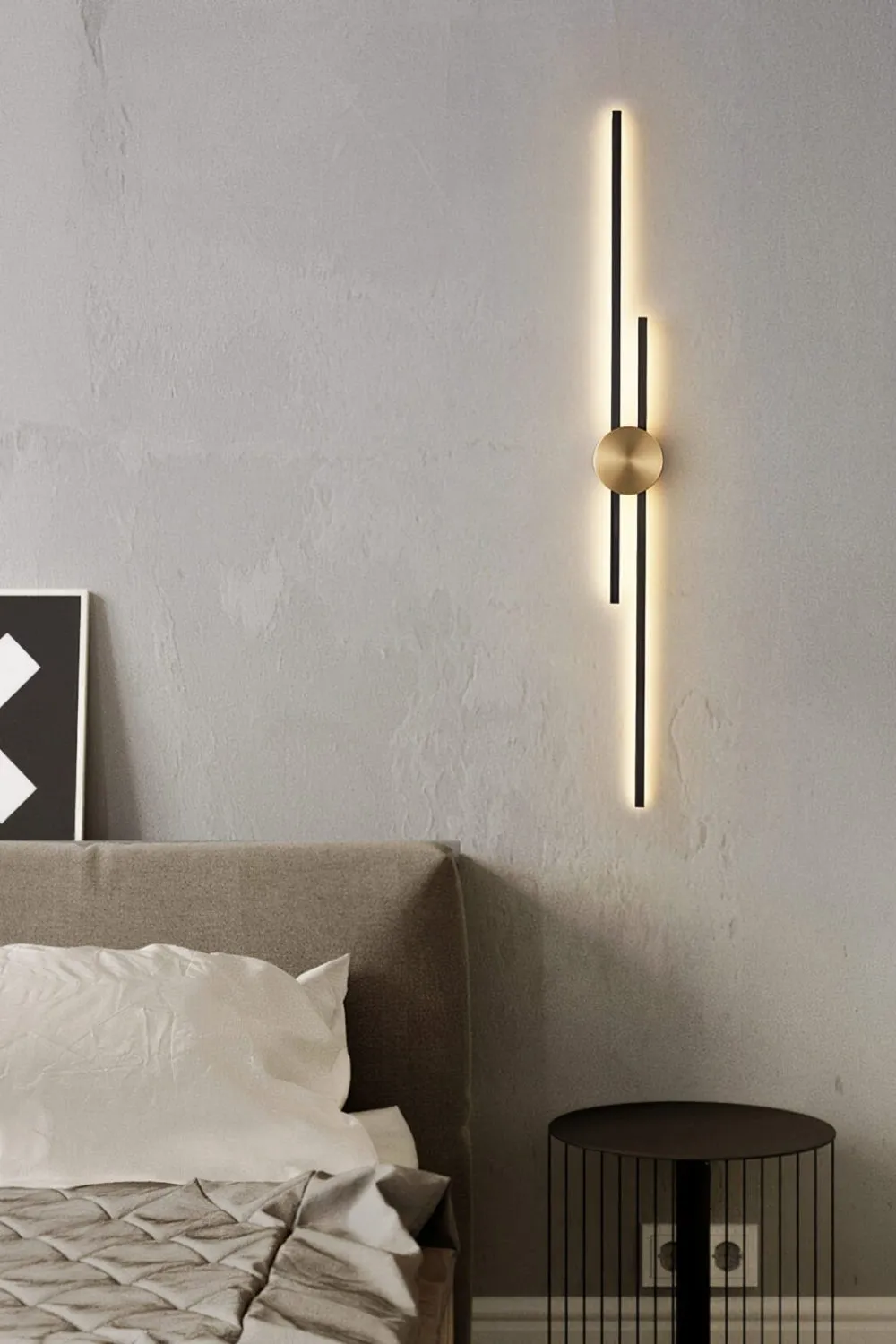 Pris Linear Wall Light